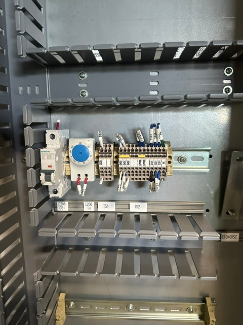 X-bar EC-DH22 Automation electrical control drive servo panel with a E308M heat exchange