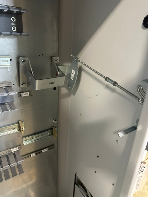 X-bar EC-DH22 Automation electrical control drive servo panel with a E308M heat exchange