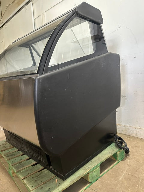 MASTER-BILT GEL-6 46"curved glass commercial gelato  ice cream merchandiser 1PH