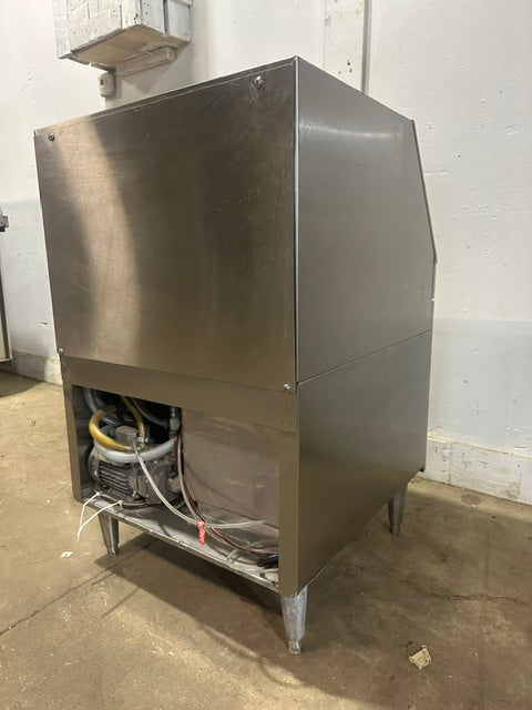 "ECOLAB DF M7 Low temp Commercial Rotary Bar Glass Washer Under-Counter 230v 1ph