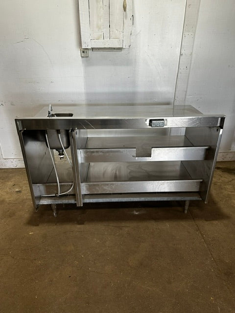 "DELFIELD 160546" S.S PREP TABLE W/OPEN SHELF UTILITY CABINET AND HAND SINK