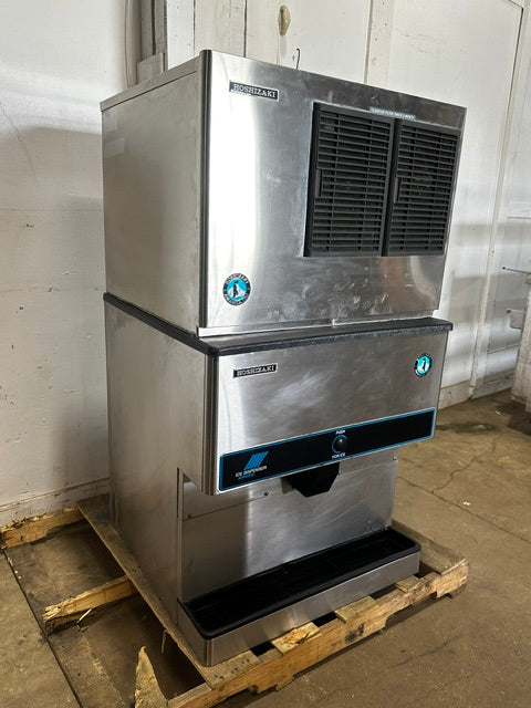 HOSHIZAKI KML-350MAH ICE MAKER W/ATTACHED DISPENSER AND DRIP TRAY