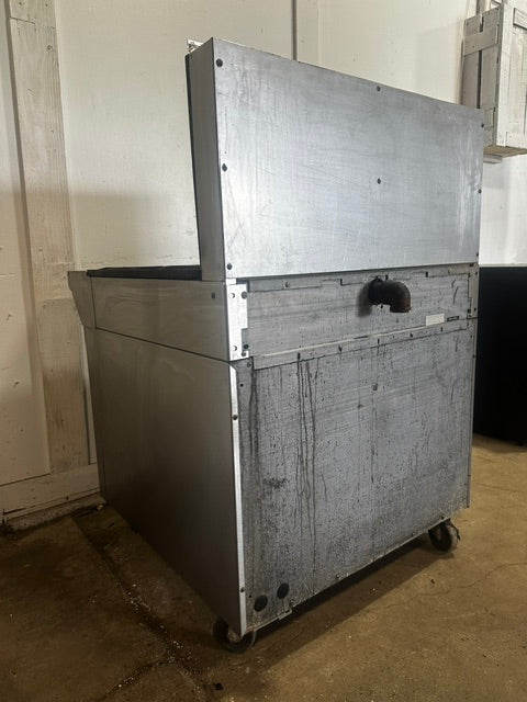 "GARLAND M44R" H.D NATURAL GAS COMMERCIAL 4 BURNERS STOVE WITH OVEN