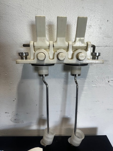 TAYLOR COMMERCIAL SOFT SERVE FREEZER DOOR/O-RINGS AND ACCESSORIES
