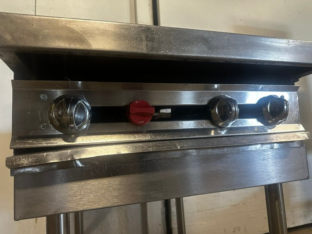 "JADE JMRH-41A" H.D COMMERCIAL N GAS 4 BURNER STOVE ON CASTER, 3,5000 BTU/HR