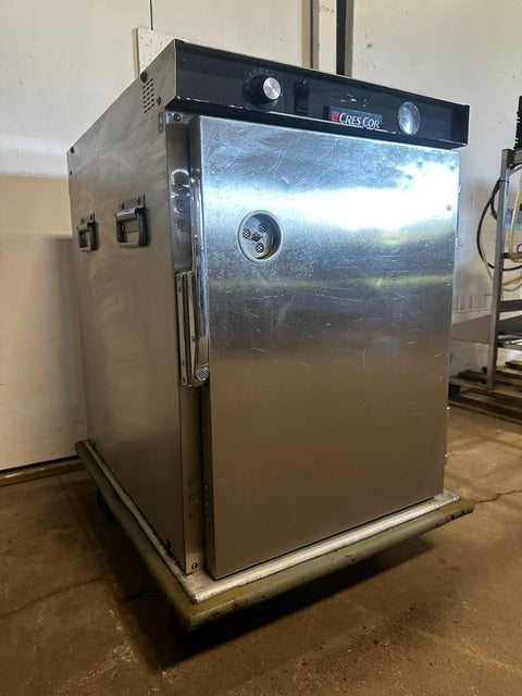 "CRES COR" UNDERCOUNTER ELECTRIC 120V 1PH WARMING/HOLDING CABINET ON CASTERS