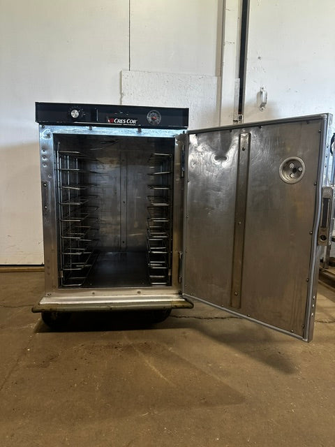 "CRES COR" UNDERCOUNTER ELECTRIC 120V 1PH WARMING/HOLDING CABINET ON CASTERS