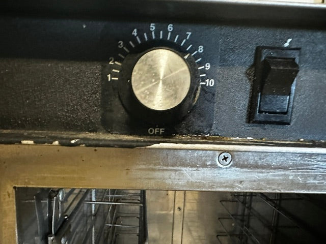 "CRES COR" UNDERCOUNTER ELECTRIC 120V 1PH WARMING/HOLDING CABINET ON CASTERS