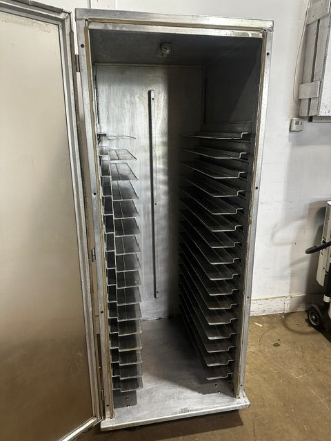 "LOCKWOOD"H.D COMMERCIAL  DRY FOOD HOLDING CABINET ON CASTERS