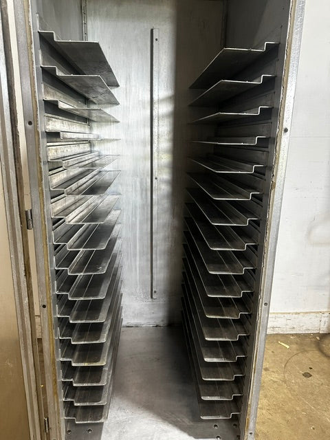 "LOCKWOOD"H.D COMMERCIAL  DRY FOOD HOLDING CABINET ON CASTERS