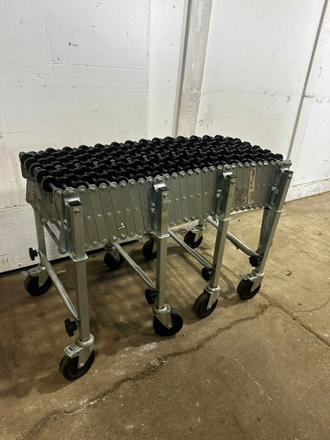 NESTAFLEX 226 SKATE WHEEL CONVEYOR 39"L(COMPRESS)x27"H - 151"L x 42"H(EXPAND)