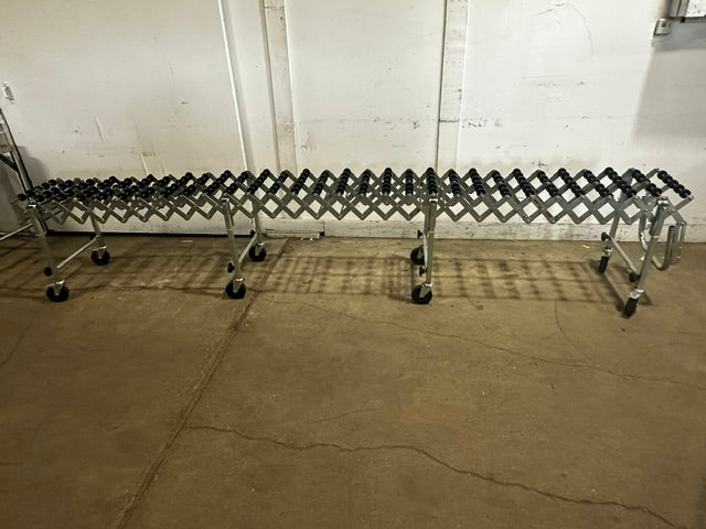 NESTAFLEX 226 SKATE WHEEL CONVEYOR 39"L(COMPRESS)x27"H - 151"L x 42"H(EXPAND)