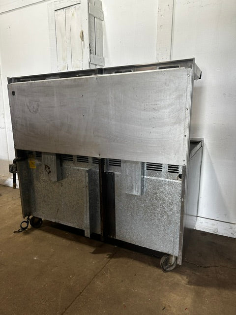 "AMERICAN RANGE"COMMERCIAL N GAS 60"W GRIDDLE WITH DOUBLE OVEN ON CASTERS