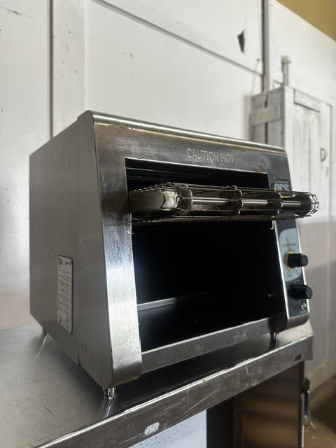 "STAR HOLMAN QCS-1-350" COUNTERTOP ELECTRIC CONVEYOR BUN/BREAD TOASTER,120V 1PH