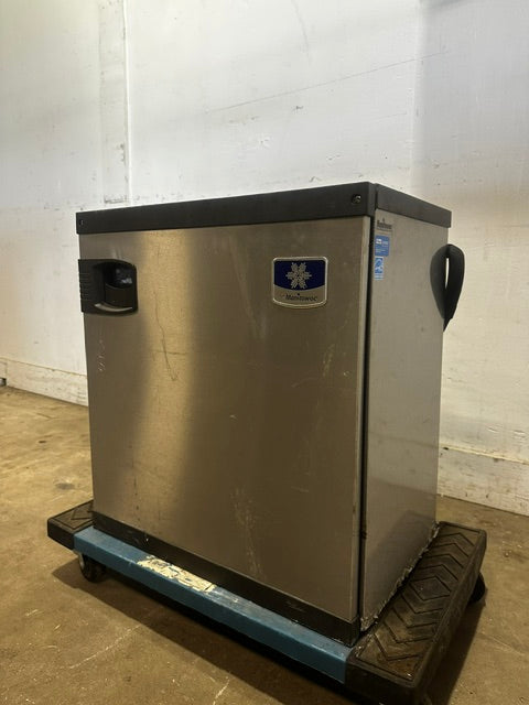 MANITOWOC IB0696YC-161 HALF DICE CUBE ICE MACHINE 560-640LB/24HR 1ph 115v