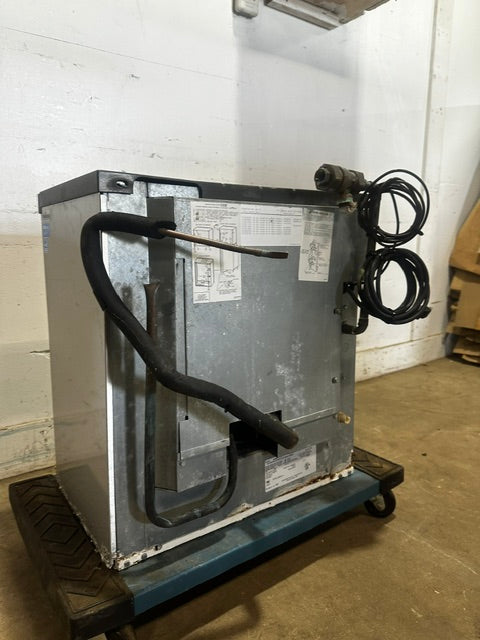 MANITOWOC IB0696YC-161 HALF DICE CUBE ICE MACHINE 560-640LB/24HR 1ph 115v