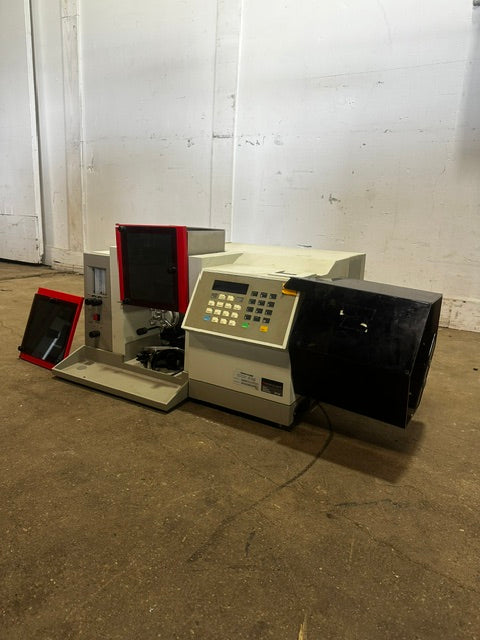 PERKIN ELMER MODEL 3110 ATOMIC ABSORPTION SPECTROMETER