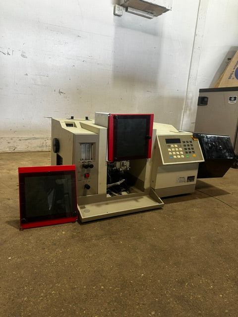 PERKIN ELMER MODEL 3110 ATOMIC ABSORPTION SPECTROMETER