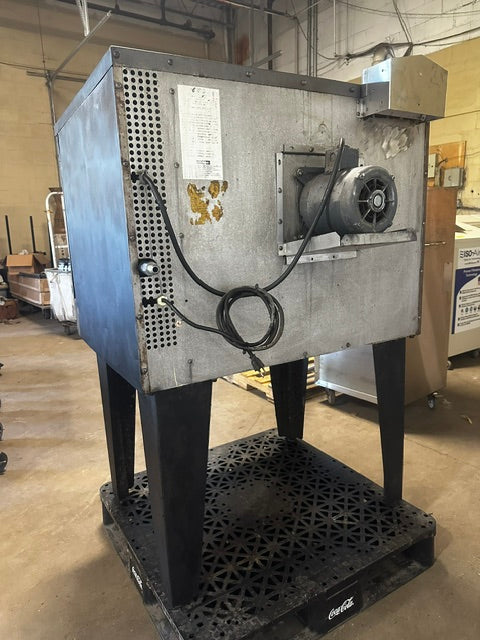 "SOUTHBEND"H.D COMMERCIAL NATURAL GAS CONVECTION OVEN WITH 3 RACKS