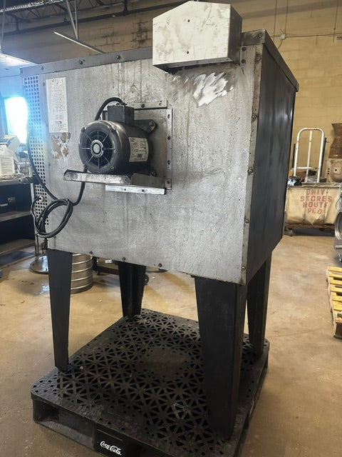 "SOUTHBEND"H.D COMMERCIAL NATURAL GAS CONVECTION OVEN WITH 3 RACKS