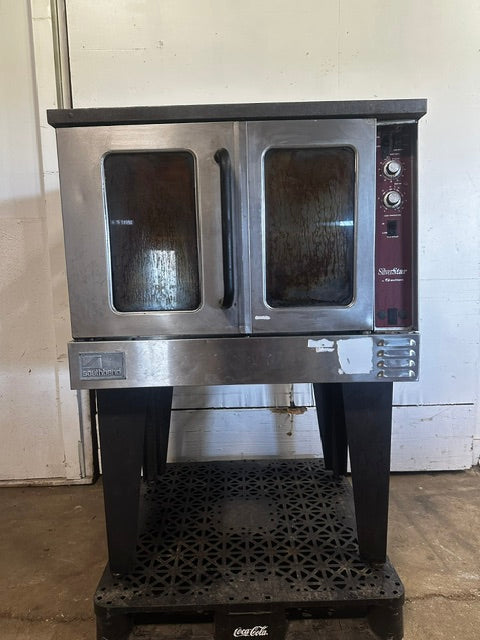 "SOUTHBEND"H.D COMMERCIAL NATURAL GAS CONVECTION OVEN WITH 3 RACKS