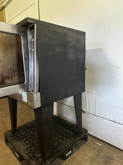 "SOUTHBEND"H.D COMMERCIAL NATURAL GAS CONVECTION OVEN WITH 3 RACKS