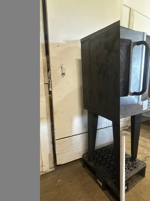 "SOUTHBEND"H.D COMMERCIAL NATURAL GAS CONVECTION OVEN WITH 3 RACKS