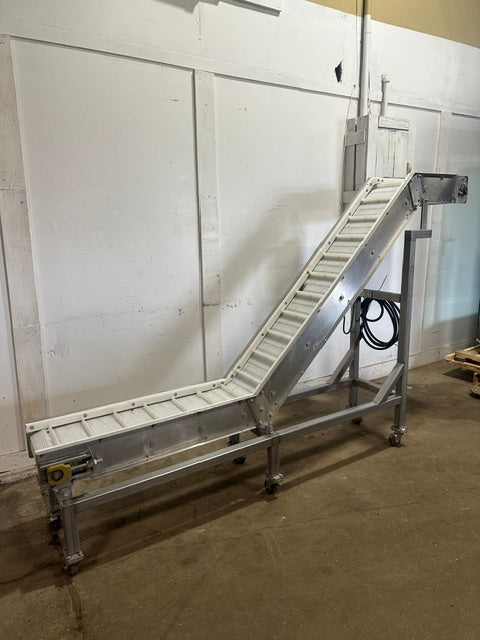 H.D COMMERCIAL S.S INCLINED FOOD GRADE/BELT CONVEYOR, 69"H x 112"L x 20"D, 220V