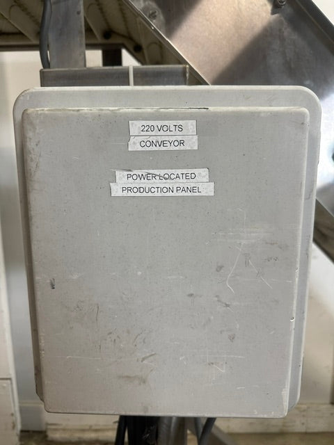 H.D COMMERCIAL S.S INCLINED FOOD GRADE/BELT CONVEYOR, 69"H x 112"L x 20"D, 220V