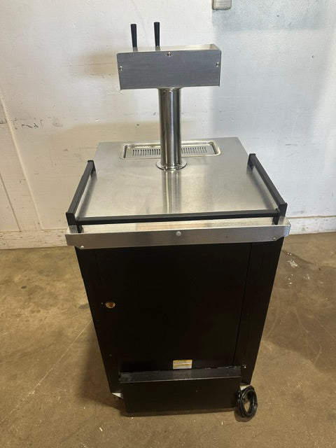 "BEVERAGE-AIR BM23-B-28" COMMERCIAL KEGERATOR BEER DISPENSER/COOLER, 115V 1PH - Second Life-Equipment-#collection_name#