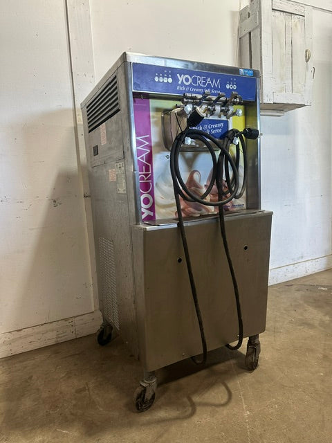 "TAYLOR 754-27" H.D COMMERCIAL 1 PH SOFT SERVE ICE CREAM FREEZER