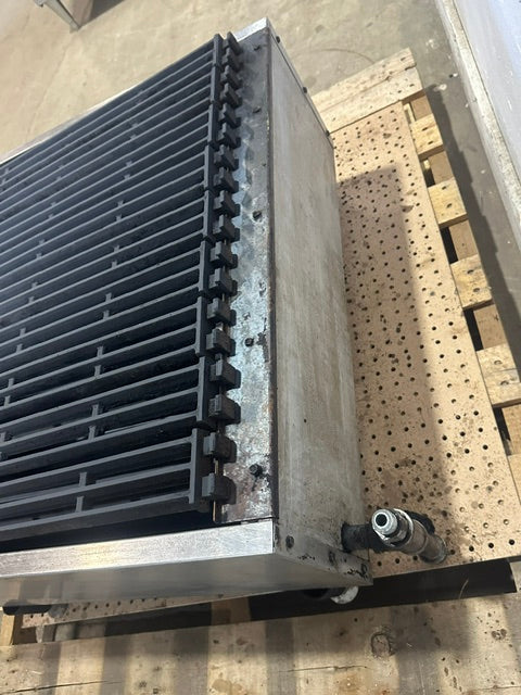 "AMERICAN RANGE GAS 5 BURNER commercial RADIANT CHARBROILER W/ GREASE PAN - Second Life-Equipment-#collection_name#