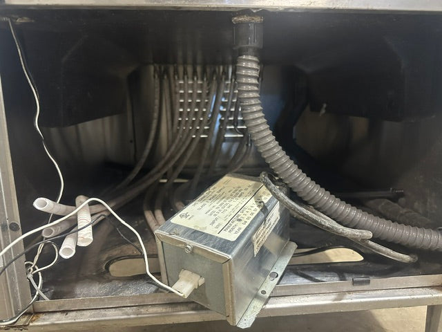 "CORNELIUS CB2323-AK"COMMERCIAL 8 HEADS SODA MACHINE W/ ICE BIN 115V