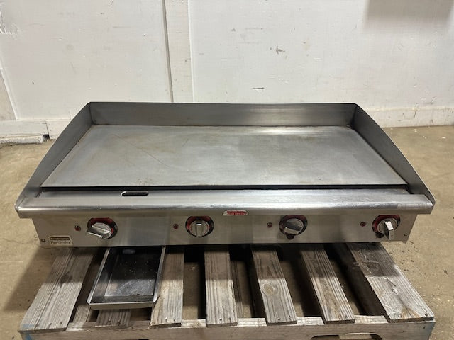 "TOASTMASTER PRO SERIES"ELECTRIC 3PH 48"W GRIDDLE W/ THERMOSTATIC CONTROLS (CT)