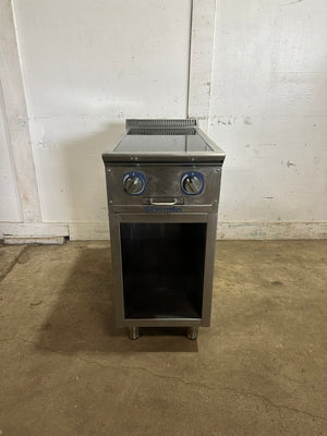 "ELECTROLUX AIZ16" H.D COMMERCIAL ELECTRIC INDUCTION RANGE/COOKER 200-240V, 1PH