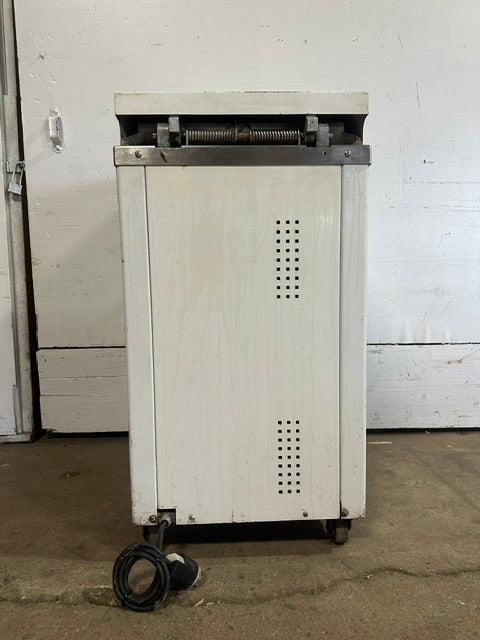 OLIVER 619 20"H.D COMMERCIAL SEMI-AUTOMATIC HYDRAULIC DOUGH DIVIDER 24 PORTION