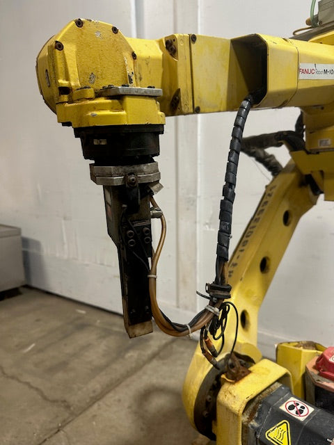 "FANUC ROBOT M-10iA" TYPE A05B-1221-B202 H.D INDUSTRIAL 6-AXIS ROBOT ARM