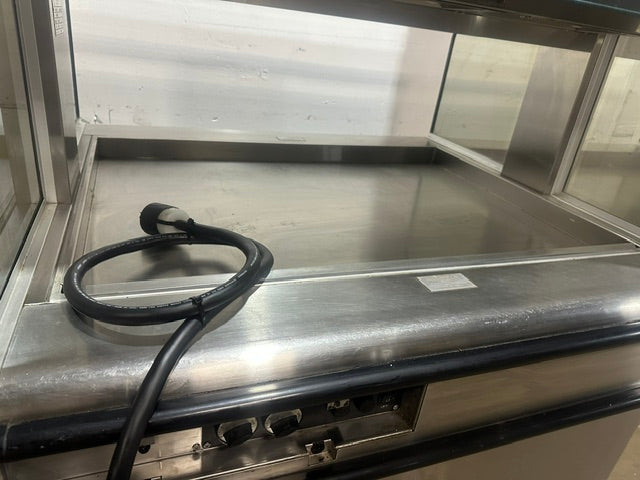"HENNY PENNY HMI-103" HD COM LIGHTED / HEATED HOT FOOD DISPLAY/WARMER ON CASTER
