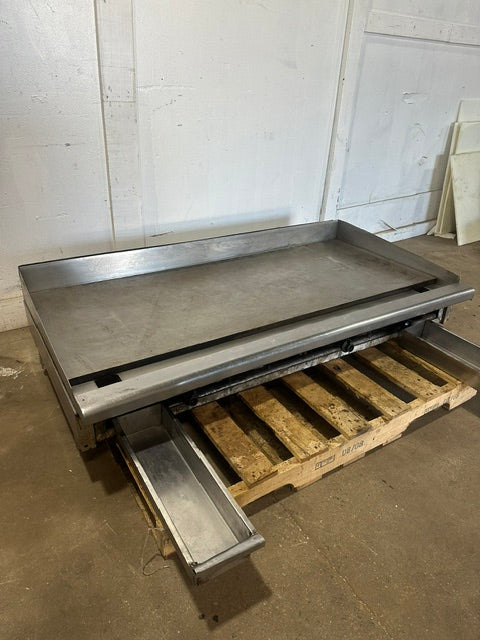 H.D COMMERCIAL N GAS 60"W COUNTERTOP GRIDDLE, 14"H x 60"W x 32"D