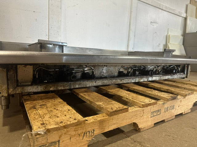 H.D COMMERCIAL N GAS 60"W COUNTERTOP GRIDDLE, 14"H x 60"W x 32"D
