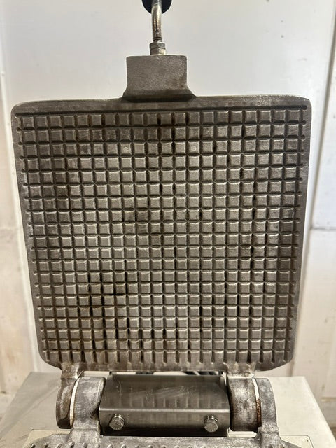 "CARBON CS-PGM" COMMERCIAL ELECTRIC 9"D WAFFLE CONE MAKER IRON NONSTICK 1PH
