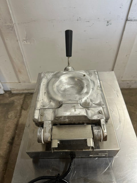 "CARBON CS-PGM" COMMERCIAL ELECTRIC 9"D WAFFLE CONE MAKER IRON NONSTICK 1PH
