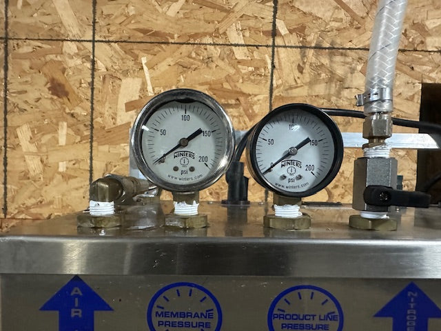 "N2U N2BC" HIGH VOLUME NITROGEN GENERATOR W/BUILT IN GAS BLENDER,1423 hrs