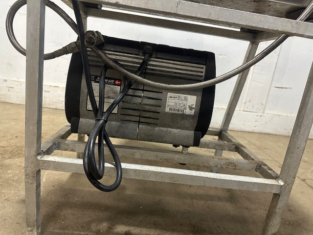 "N2U N2BC" HIGH VOLUME NITROGEN GENERATOR W/BUILT IN GAS BLENDER, 950 hrs