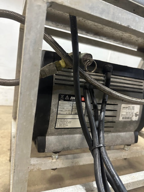 "N2U N2BC" HIGH VOLUME NITROGEN GENERATOR W/BUILT IN GAS BLENDER, 950 hrs