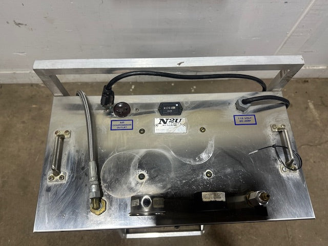 "N2U N2C" HIGH VOLUME NITROGEN GENERATOR W/BUILT IN GAS BLENDER,1758 hrs