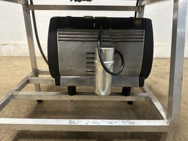 "N2U N2C" HIGH VOLUME NITROGEN GENERATOR W/BUILT IN GAS BLENDER,1758 hrs