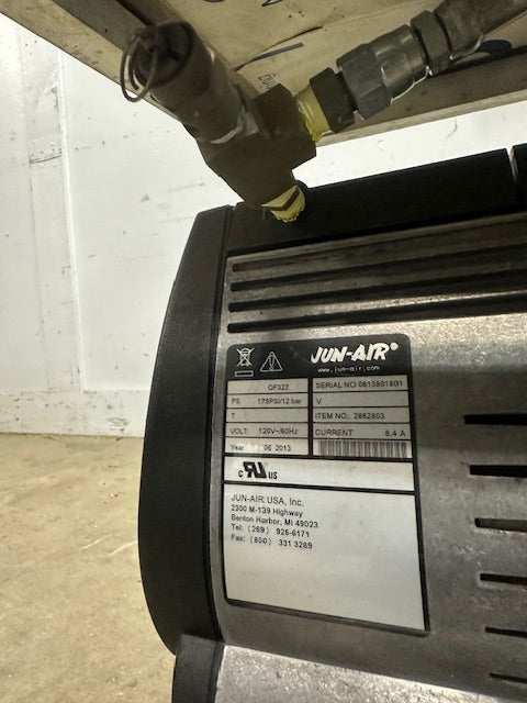 "N2U N2C" HIGH VOLUME NITROGEN GENERATOR W/BUILT IN GAS BLENDER, 3089hrs