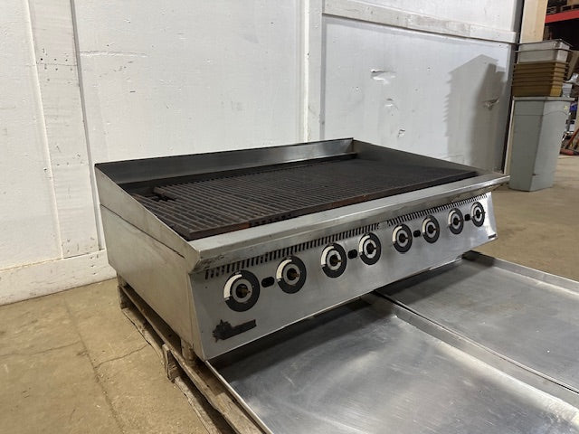 "ULTRA MAX" H.D COMMERCIAL 48"W NATURAL GAS COUNTER TOP CHARBROILER