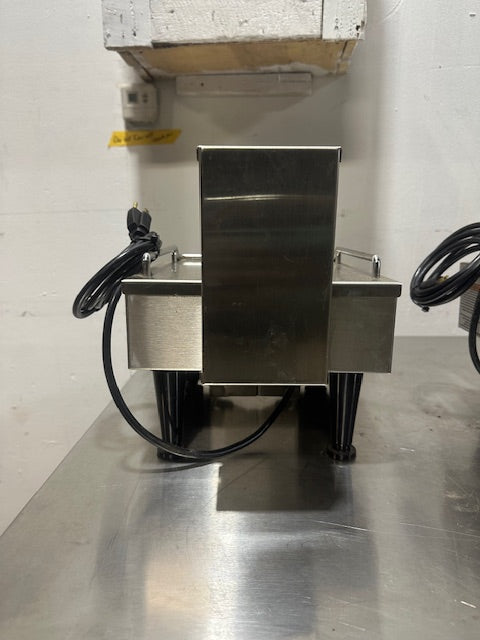 *LOT OF 2* BUNN 1SH STAND,120V SST Soft Heat Single Server Docking, 120v 1ph